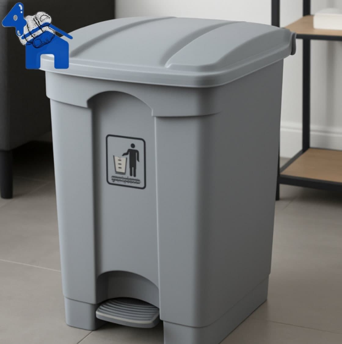 60L Garbage Bin — photo 3 of 3