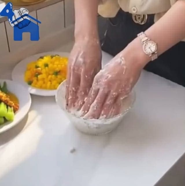 Food Grade PE Gloves — photo 4 of 8
