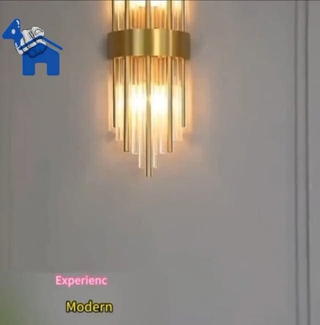 Luxury Crystal Wall Sconce — photo 2 of 8