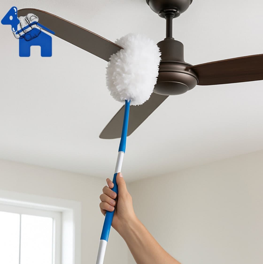 Microfiber Duster (80cm-120cm) Extendable — photo 2 of 3