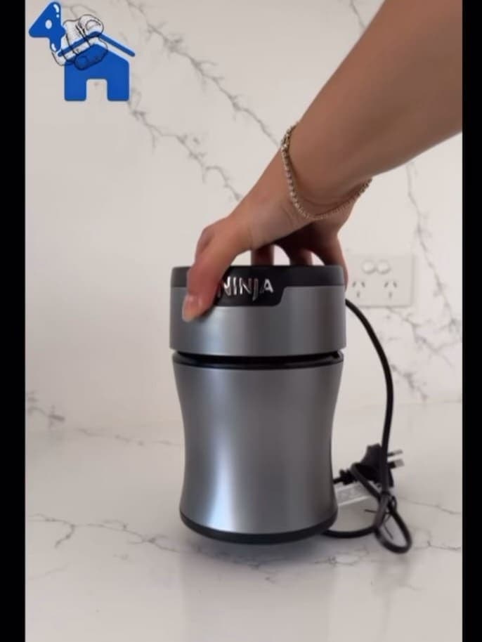 Ninja Fit 700-Watt Single-Serve Blender — photo 2 of 5